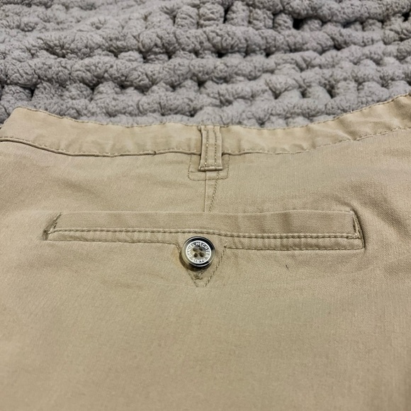 Daniel Hechter Men's Beige Shorts Size 46 - Picture 6 of 7